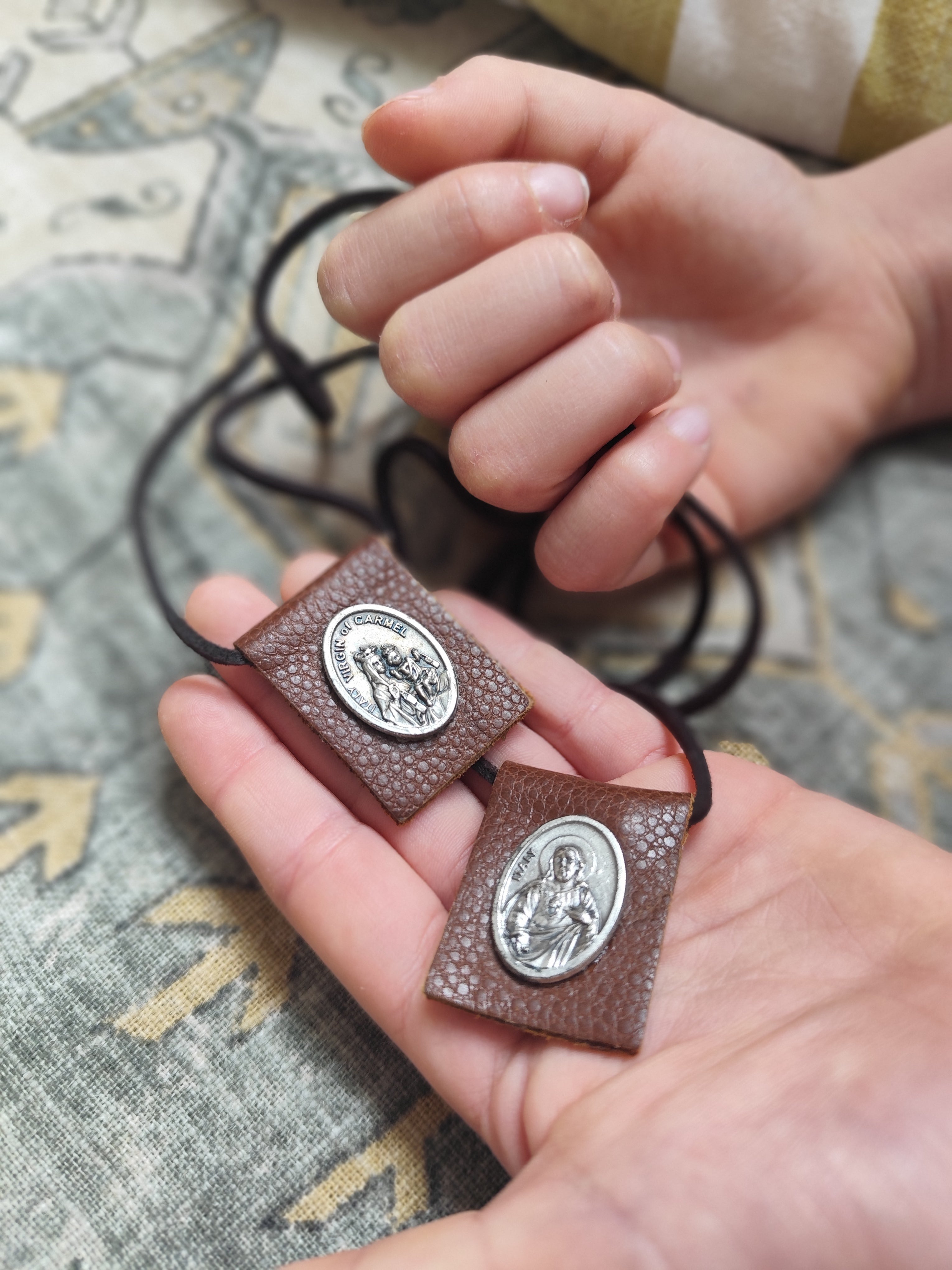 Escapulario de Cuero